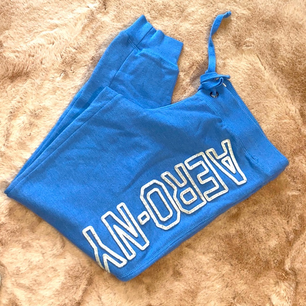 Aeropostale joggers. Large. Blue